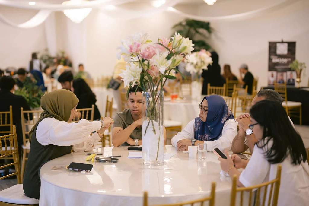 Luminare team in an event and wedding planning discussion